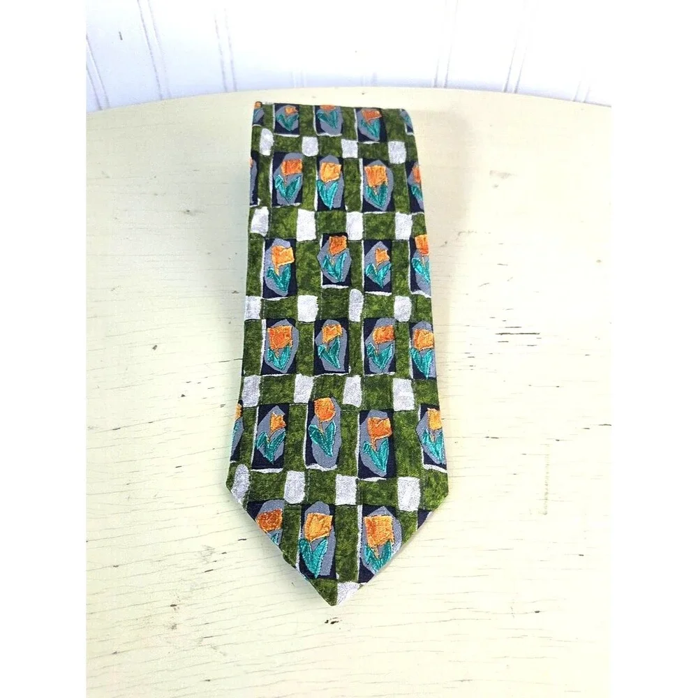 Ermenegildo Zegna Silk Tie Tulip Geometric Floral Pattern Made In Italy Designer